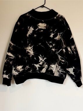 Bucket List Black Tie-Dye Crewneck Sweater - Size: S/M